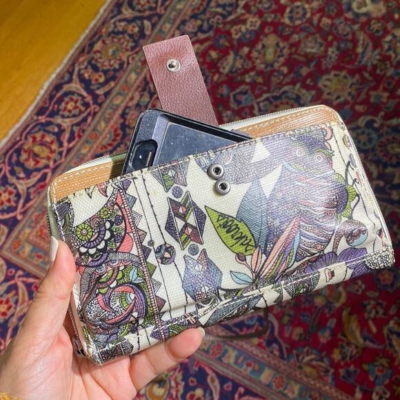 Sakroots Geometric Spirit Desert Owl Smartphone Crossbody Purse - Picture 4 of 16